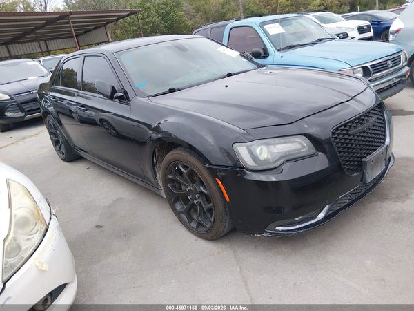2016 CHRYSLER 300 300S — I1