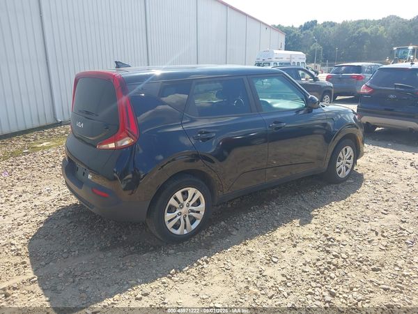 2022 KIA SOUL LX
