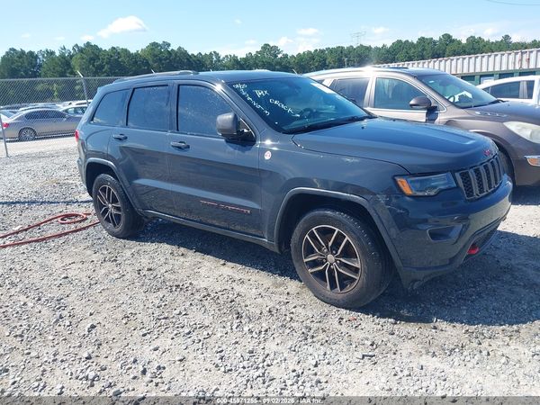 2017 JEEP GRAND CHEROKEE TRAILHAWK — I1