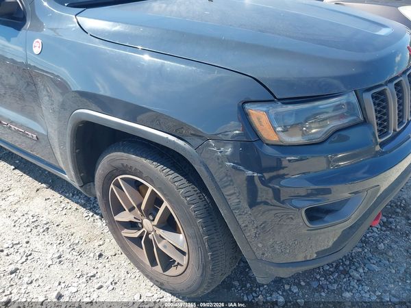 2017 JEEP GRAND CHEROKEE TRAILHAWK — I6
