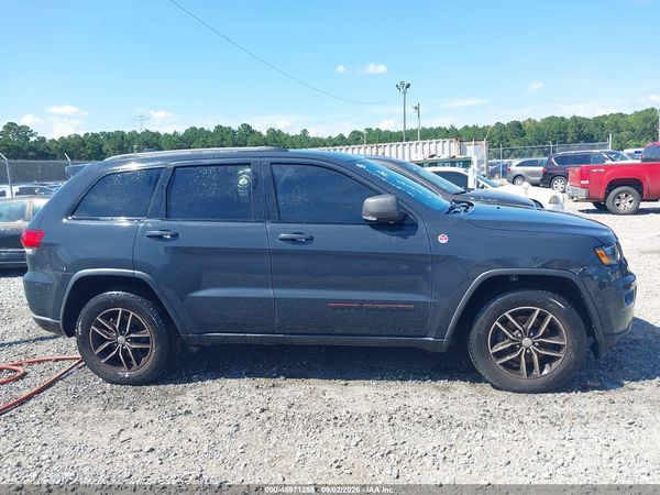2017 JEEP GRAND CHEROKEE TRAILHAWK — I116