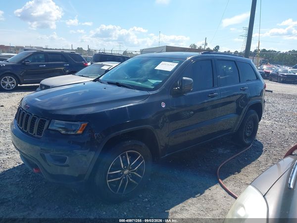 2017 JEEP GRAND CHEROKEE TRAILHAWK — I117