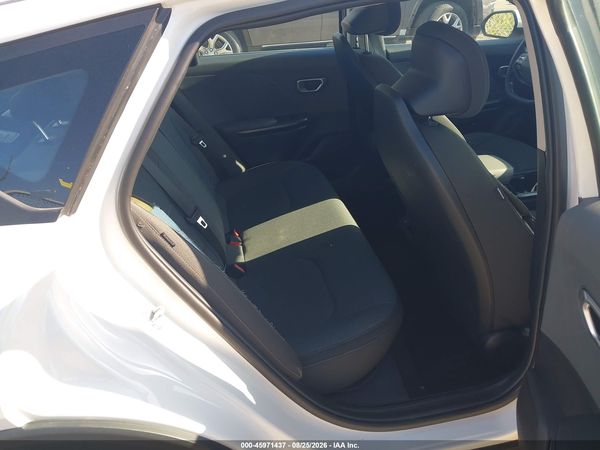 2025 KIA K4 LX/LXS