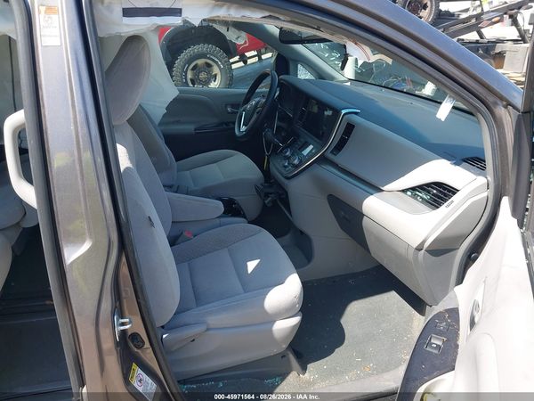 2016 TOYOTA SIENNA LE 8 PASSENGER — I5