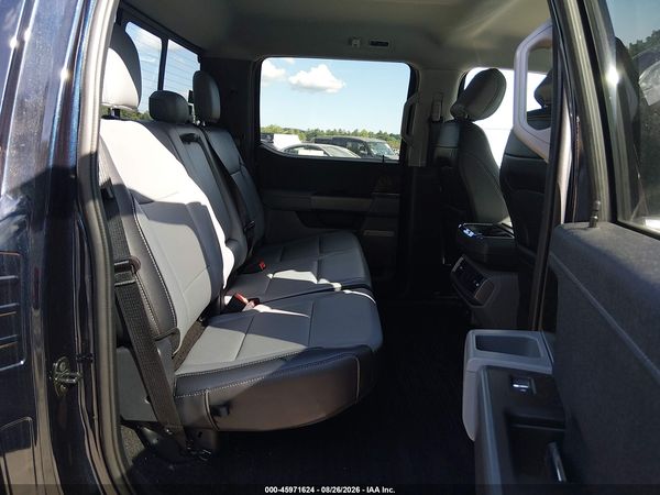 2021 FORD F-150 LARIAT — I8