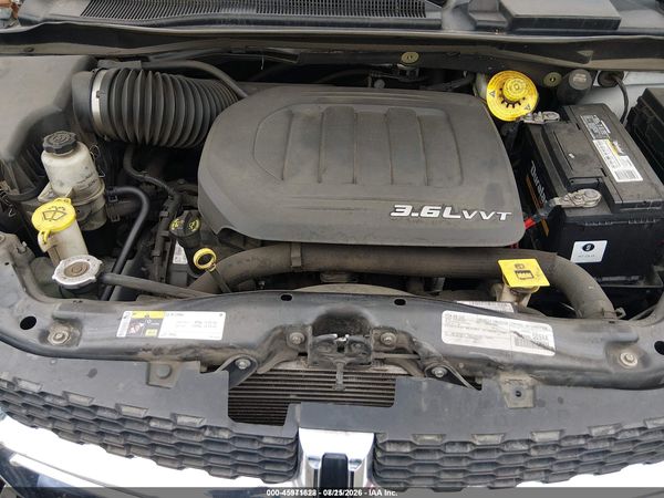 2016 DODGE GRAND CARAVAN SXT — I10