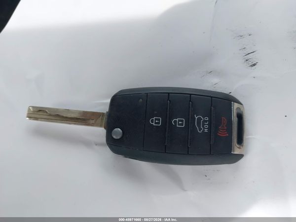 2016 KIA SORENTO 2.4L LX
