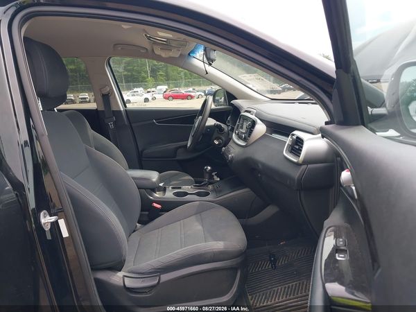 2016 KIA SORENTO 2.4L LX