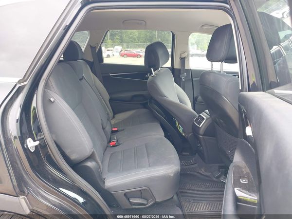 2016 KIA SORENTO 2.4L LX