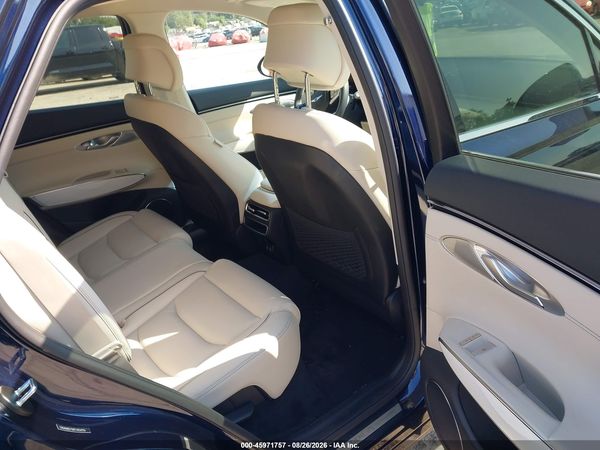2026 GENESIS GV70 2.5T ADVANCED — I8