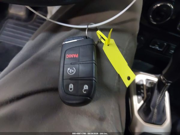 2016 JEEP RENEGADE LIMITED — I11