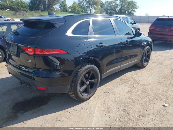 2017 JAGUAR F-PACE 35T PRESTIGE — I4