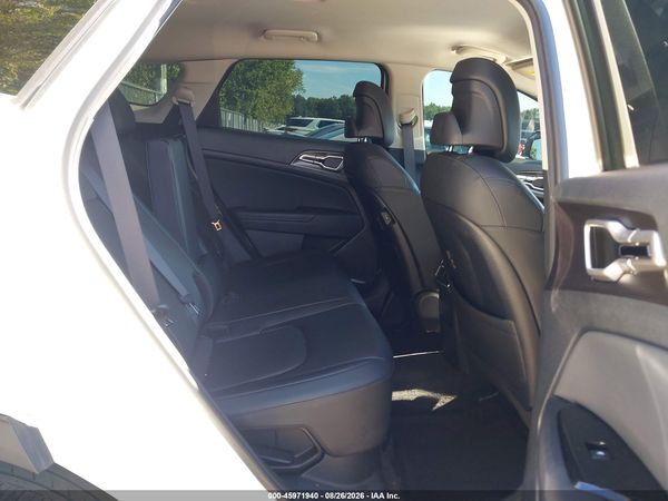2023 KIA SPORTAGE HYBRID EX — I8