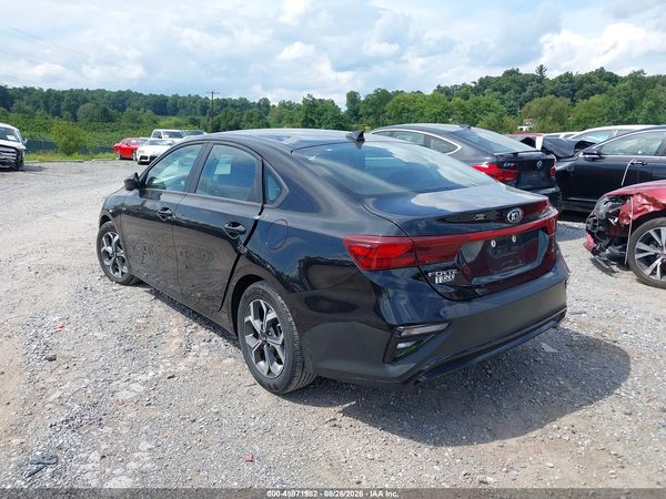 2019 KIA FORTE LXS