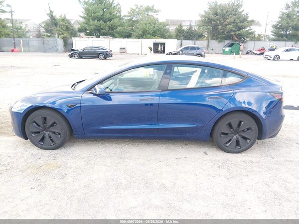 2025 TESLA MODEL 3 — I117