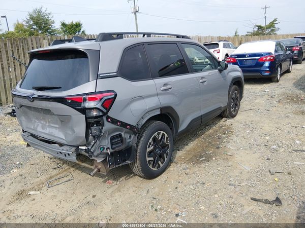 2025 SUBARU FORESTER PREMIUM — I4