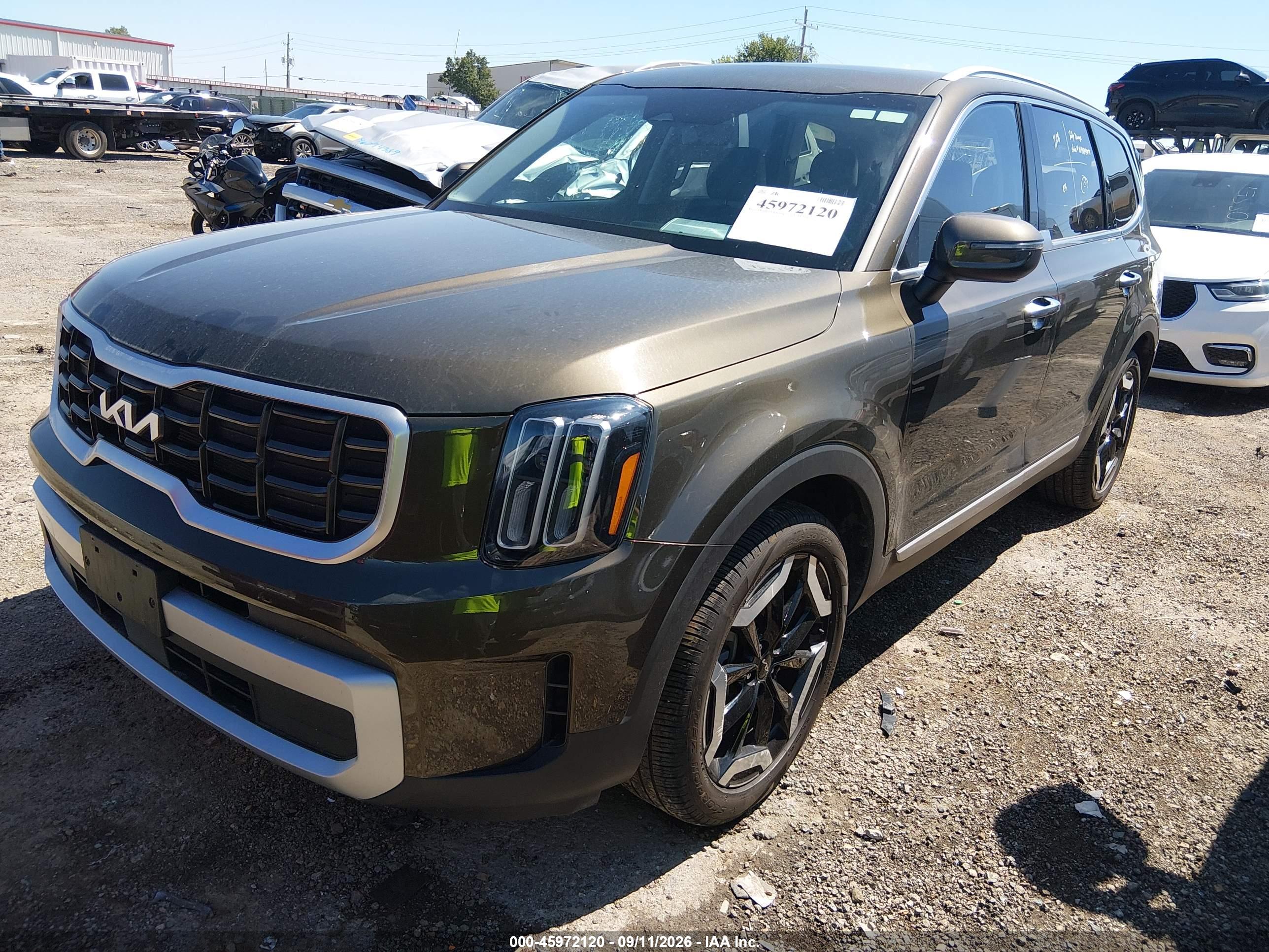 2025 KIA TELLURIDE S — I2