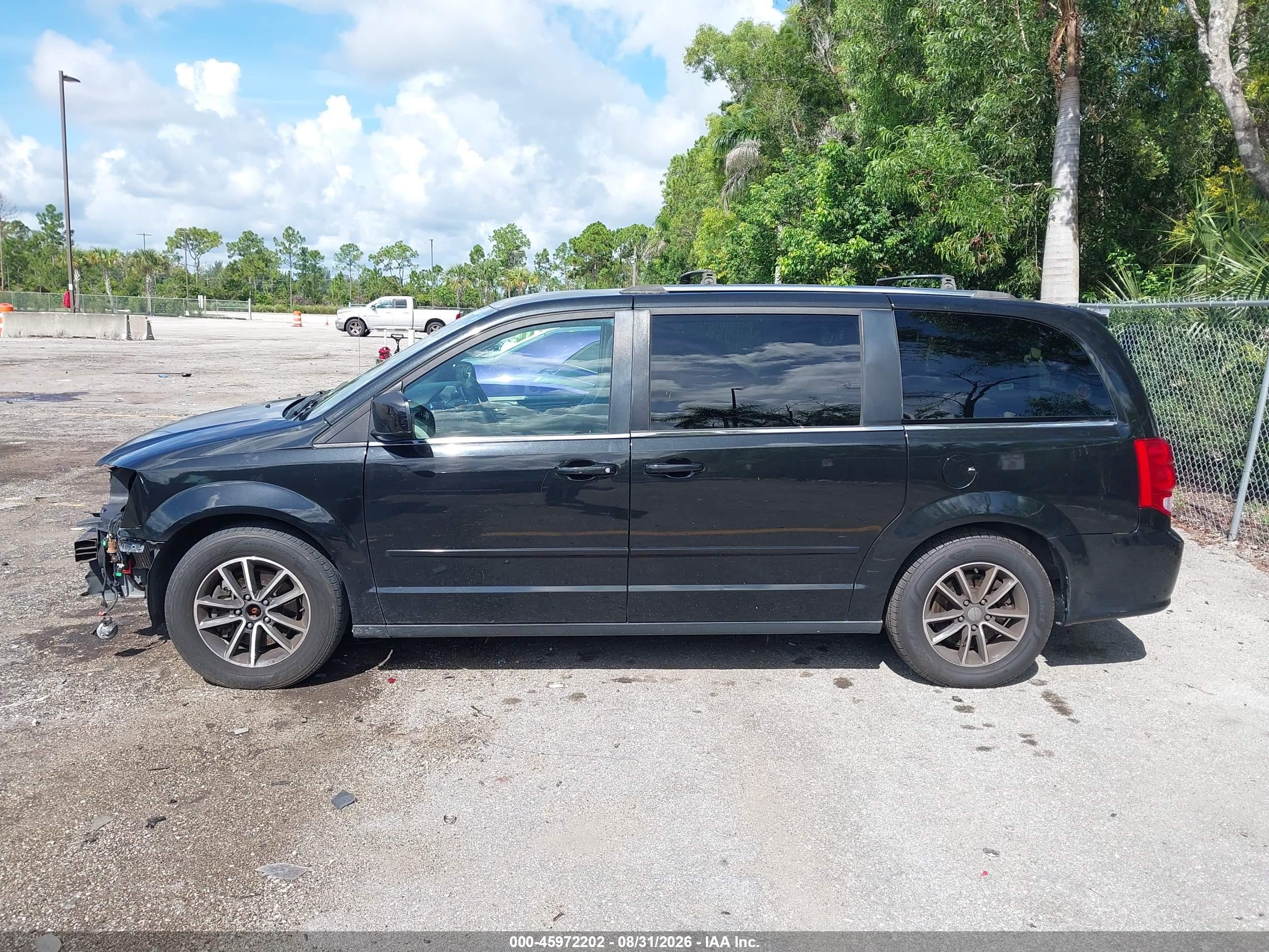 2017 DODGE GRAND CARAVAN SXT