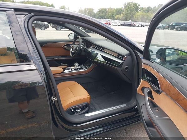 2025 AUDI A8 — I5