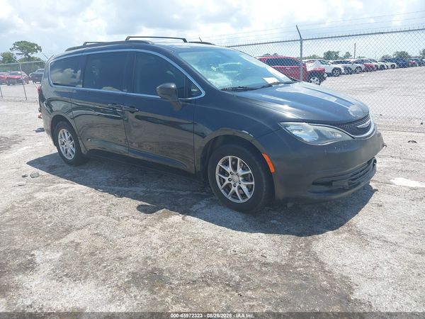 2020 CHRYSLER VOYAGER LXI — I1