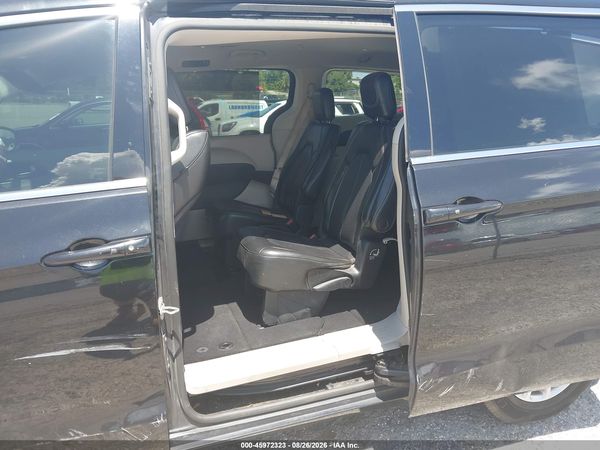 2020 CHRYSLER VOYAGER LXI — I8