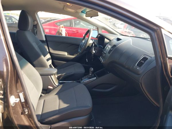 2017 KIA FORTE LX