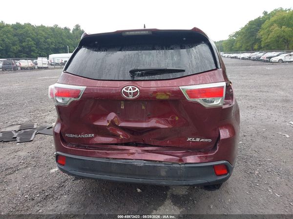 2016 TOYOTA HIGHLANDER XLE V6