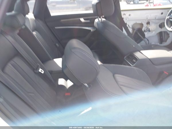 2021 AUDI A6 — I8
