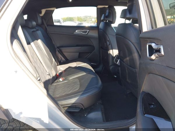 2023 KIA SPORTAGE X-LINE — I8