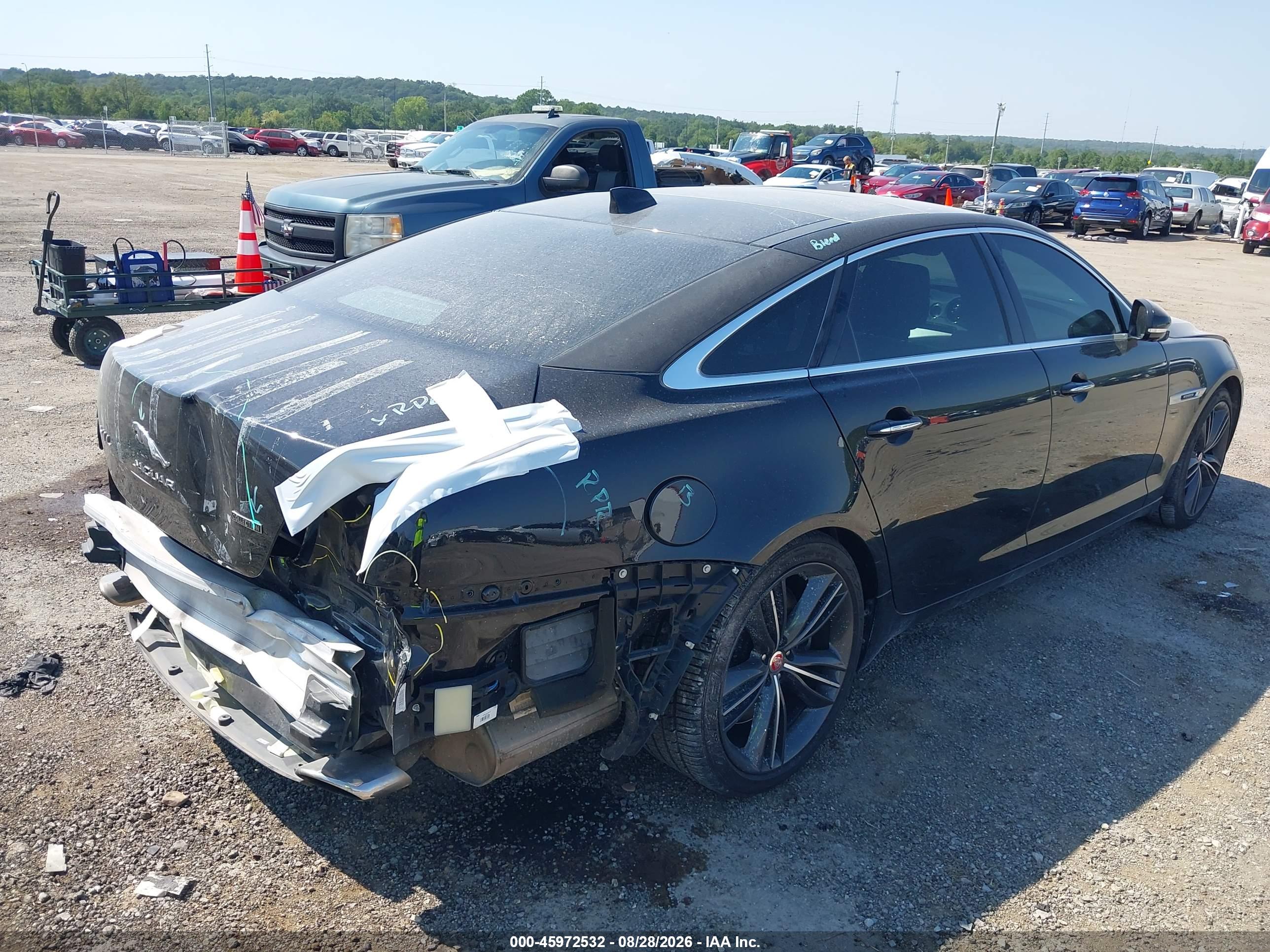 Jaguar Xj