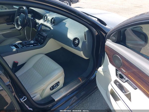 2019 JAGUAR XJ — I5