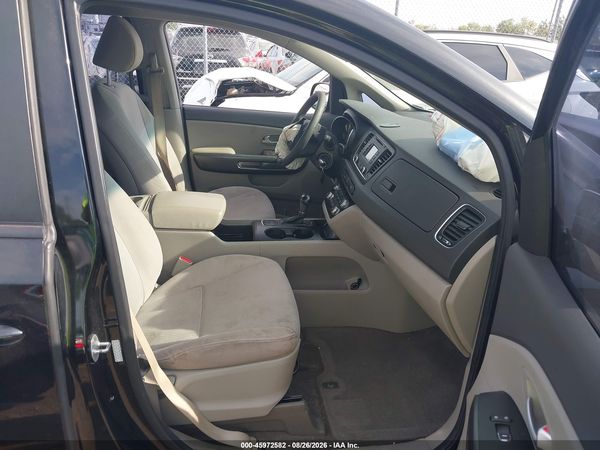 2016 KIA SEDONA L — I5