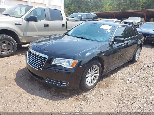 2013 CHRYSLER 300 Base/Limited