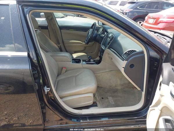 2013 CHRYSLER 300 Base/Limited