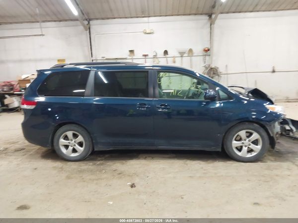 2012 TOYOTA SIENNA LE V6 8 PASSENGER