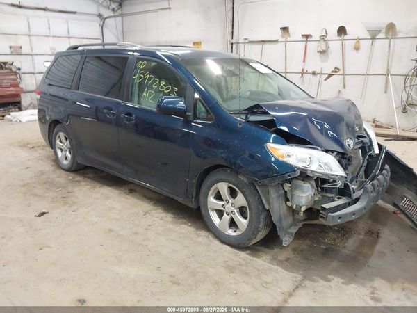 2012 TOYOTA SIENNA LE V6 8 PASSENGER