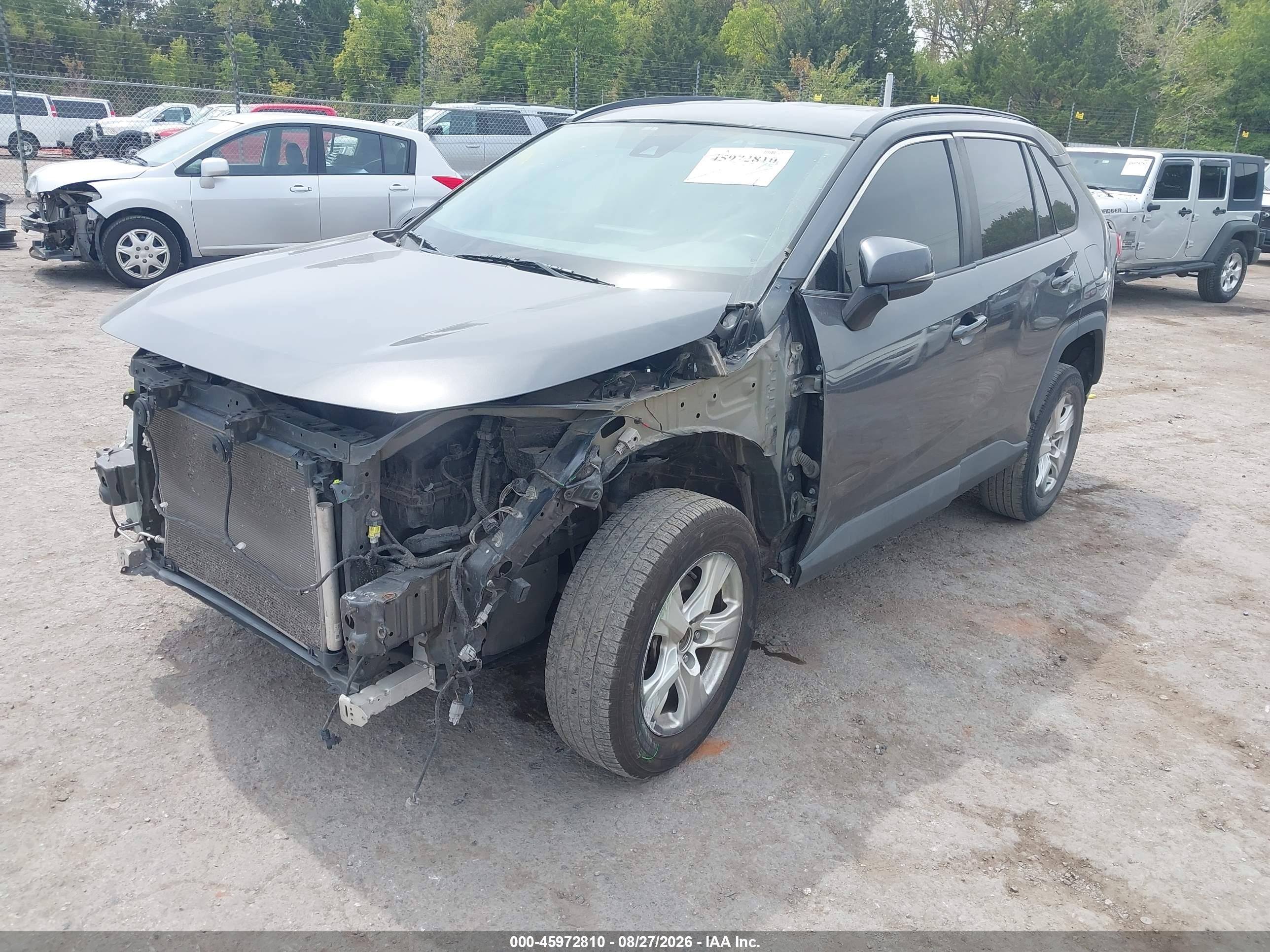 2021 TOYOTA RAV4 XLE — I2