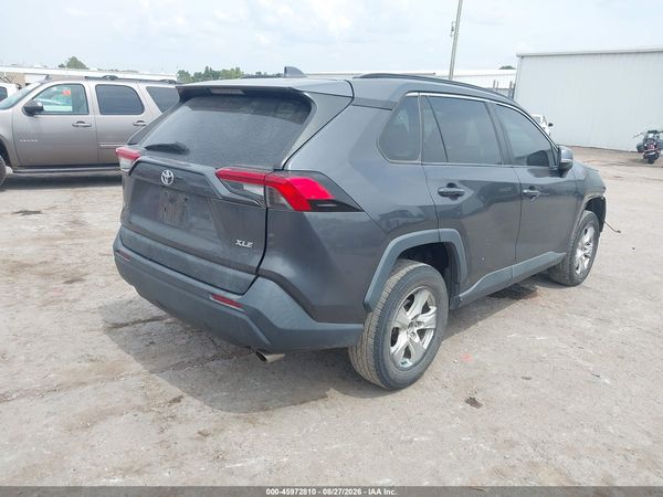 2021 TOYOTA RAV4 XLE — I4