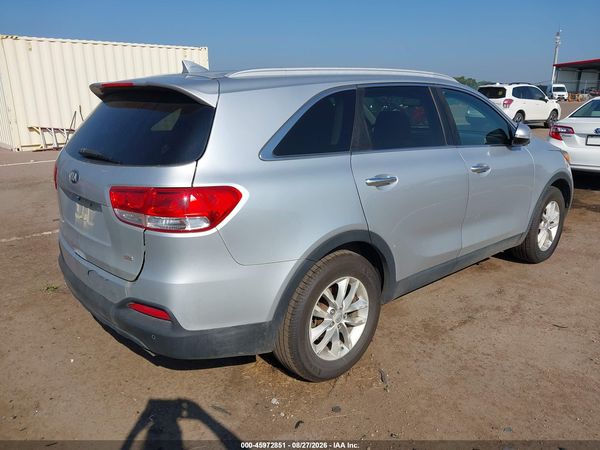 2017 KIA SORENTO 2.4L LX