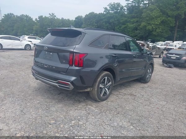 2021 KIA SORENTO S — I4
