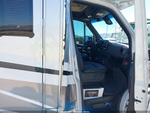 2019 MERCEDES-BENZ SPRINTER 4500 STANDARD ROOF V6 — I5