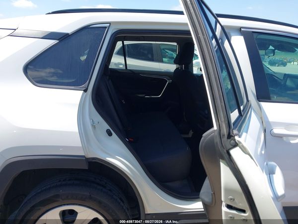 2021 TOYOTA RAV4 LE — I8