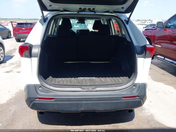 2021 TOYOTA RAV4 LE — I152