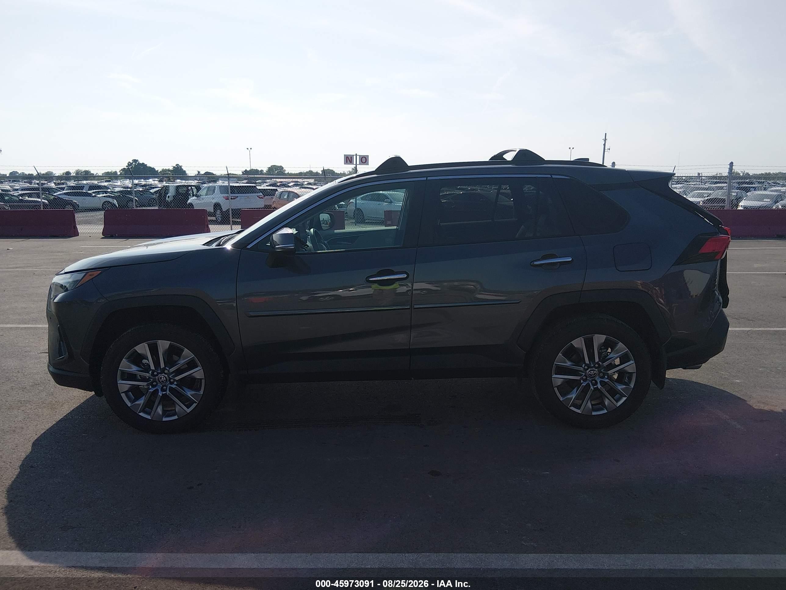 2025 TOYOTA RAV4 LIMITED