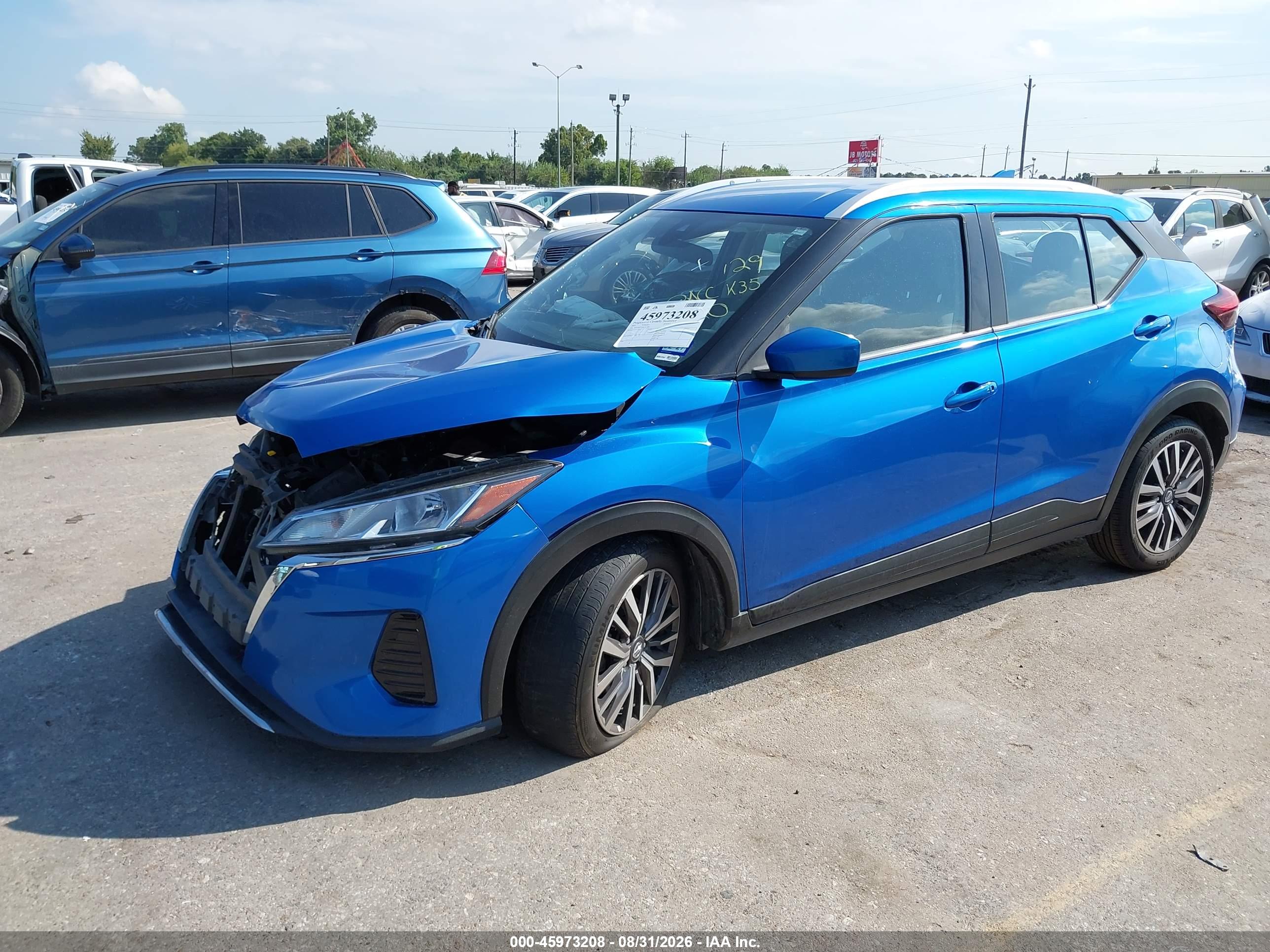 2021 NISSAN KICKS SV XTRONIC CVT — I2