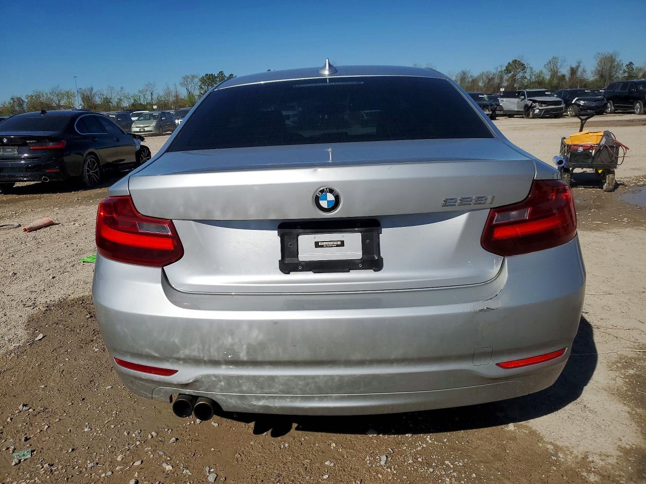 2015 BMW 228