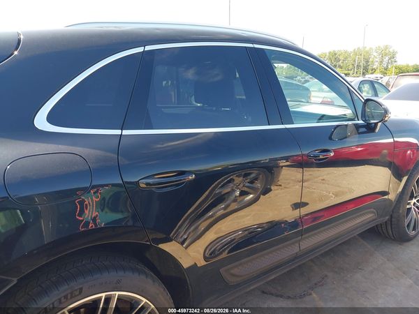 2025 PORSCHE MACAN T — I116