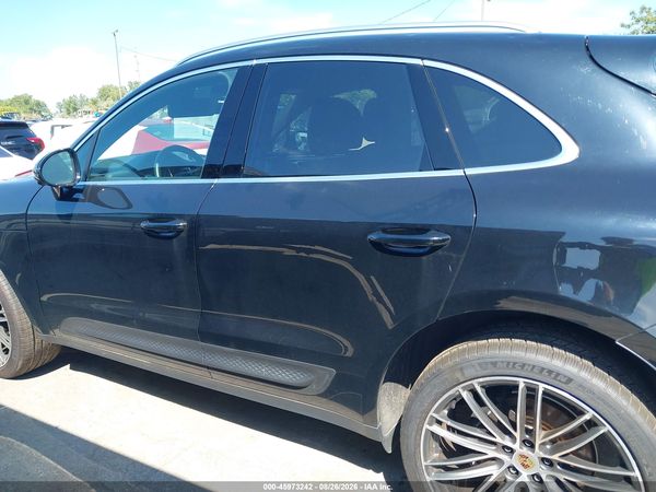 2025 PORSCHE MACAN T — I117