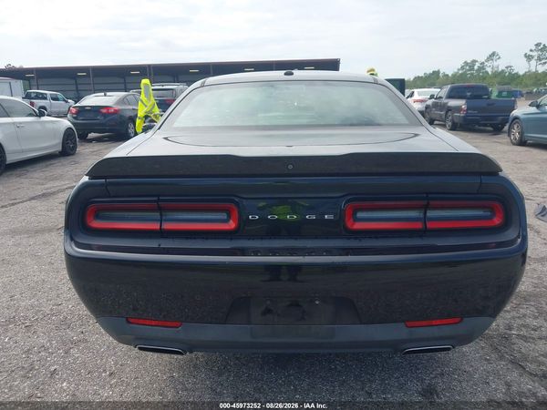 2018 DODGE CHALLENGER SXT