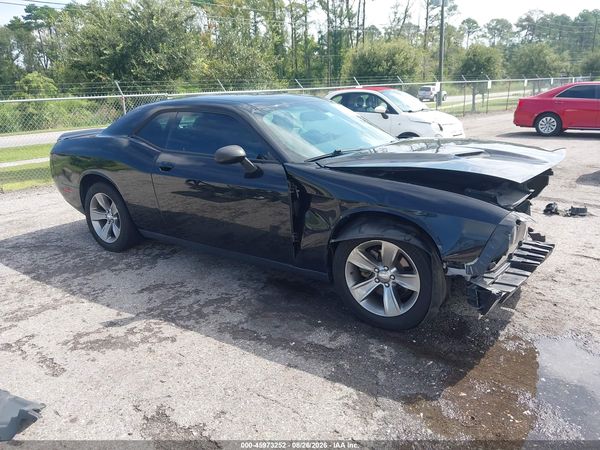 2018 DODGE CHALLENGER SXT
